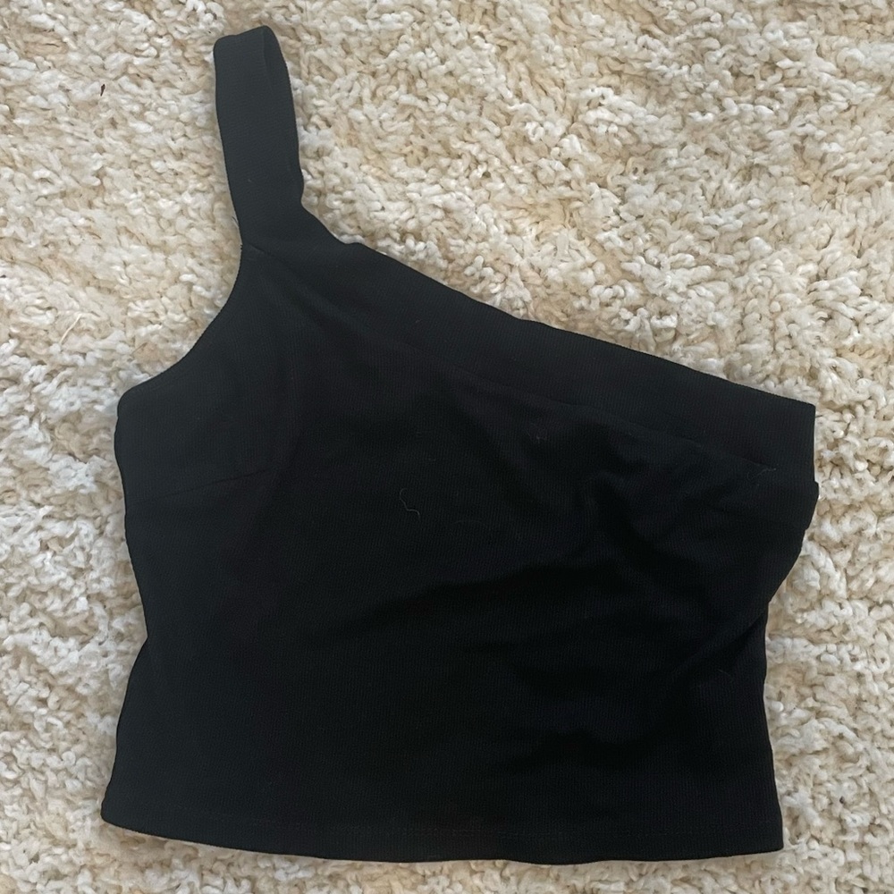 Black one shoulder crop top